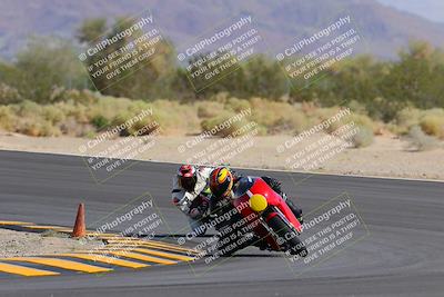 media/Oct-08-2022-SoCal Trackdays (Sat) [[1fc3beec89]]/Turn 10 (945am)/